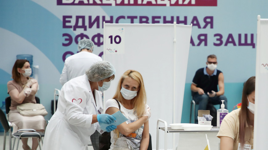 Фальков: Минобрнауки России не требует обязательной вакцинации студентов