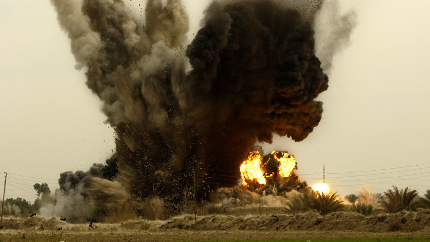 Фото: &quot;Andy Dunaway, официальный сайт Минобороны США&quot;:http://www.defense.gov/, бомба, взрыв, авианалет