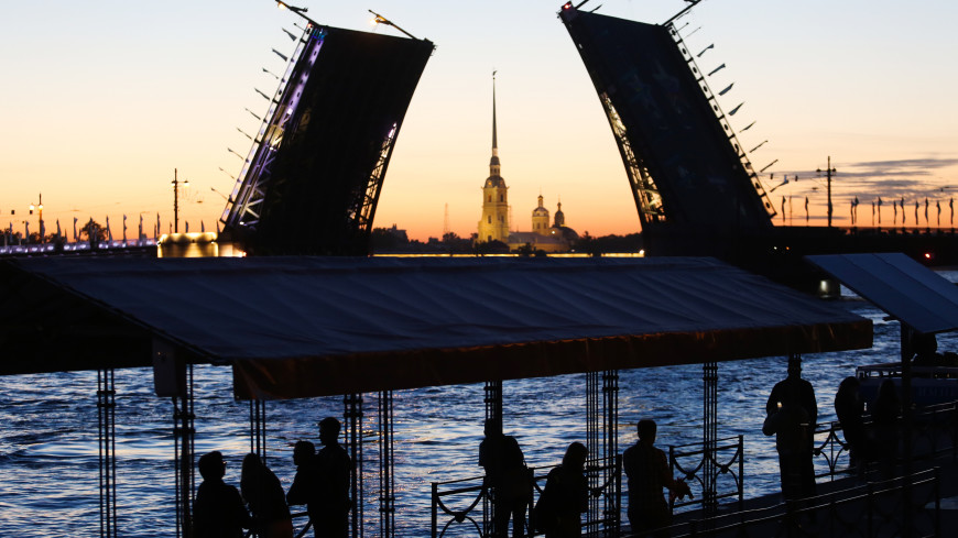 В Петербурге построят новый разводной мост через Неву