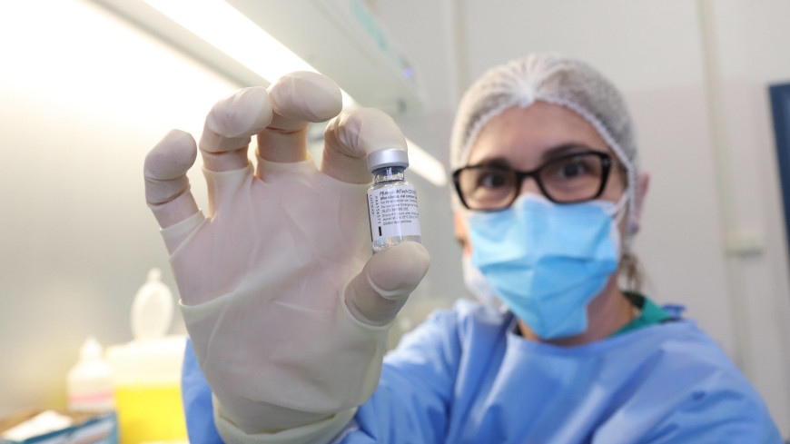 В Японии впервые выявили побочный эффект после вакцины Pfizer