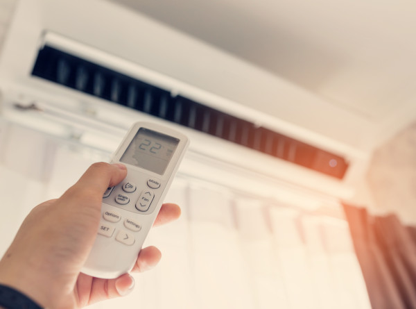 Не умереть от жары: как правильно выбрать кондиционер для дома и офиса?
