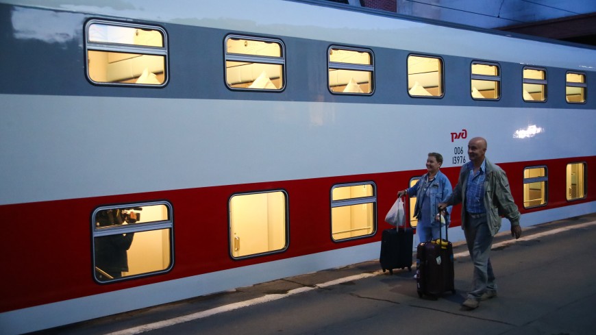Первый туристический поезд «Байкальская сказка» отправился с Казанского вокзала