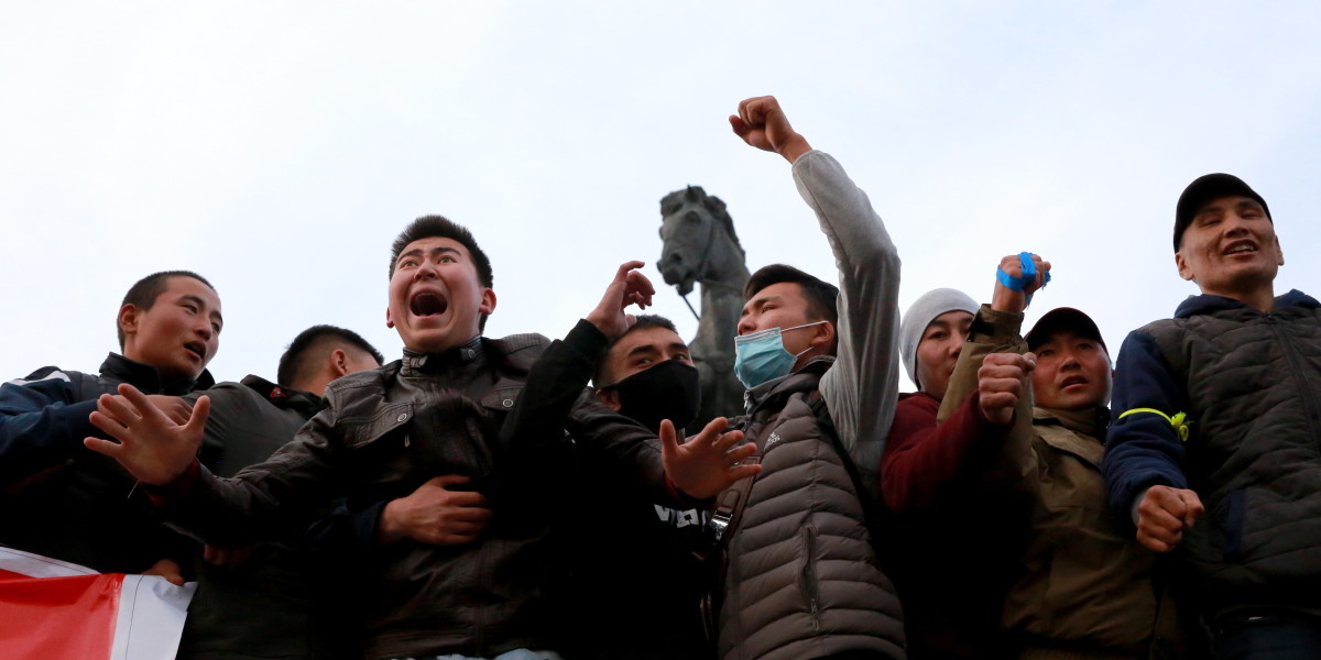 Киргизия потребовала. Митинг Кыргызстан. Митинг 2019 Бишкек.