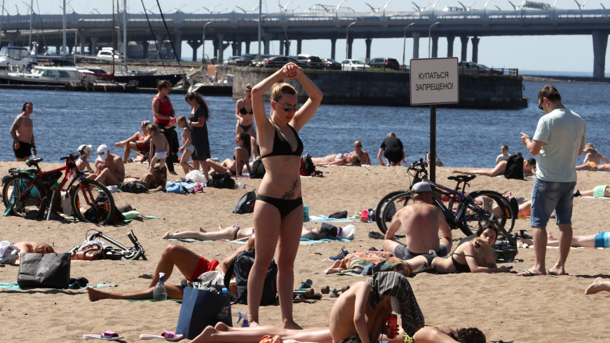 В Петербурге началась подготовка пляжей к летнему сезону