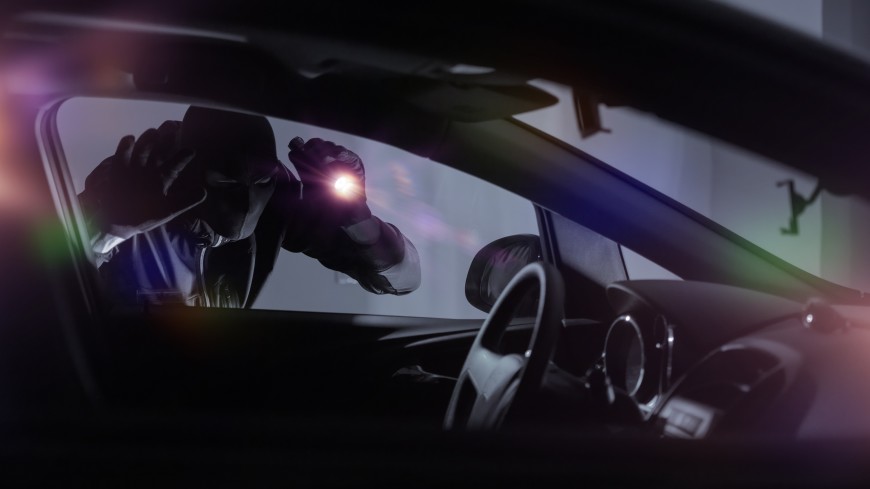 «Главное – не провоцировать грабителей»: как защитить автомобиль от кражи запчастей?