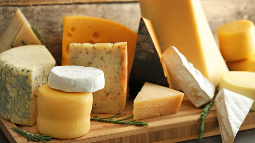 Опасные калории: кому нельзя есть сыр