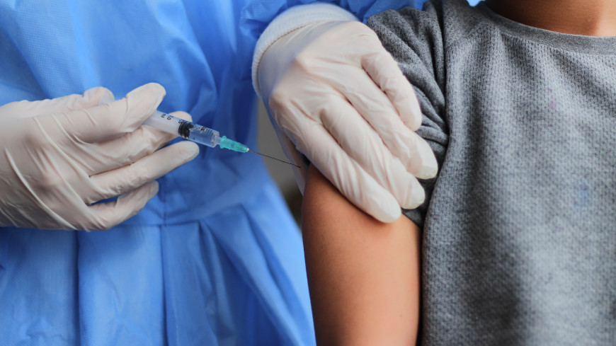 Вакцинацию детей от коронавируса начали в Беларуси
