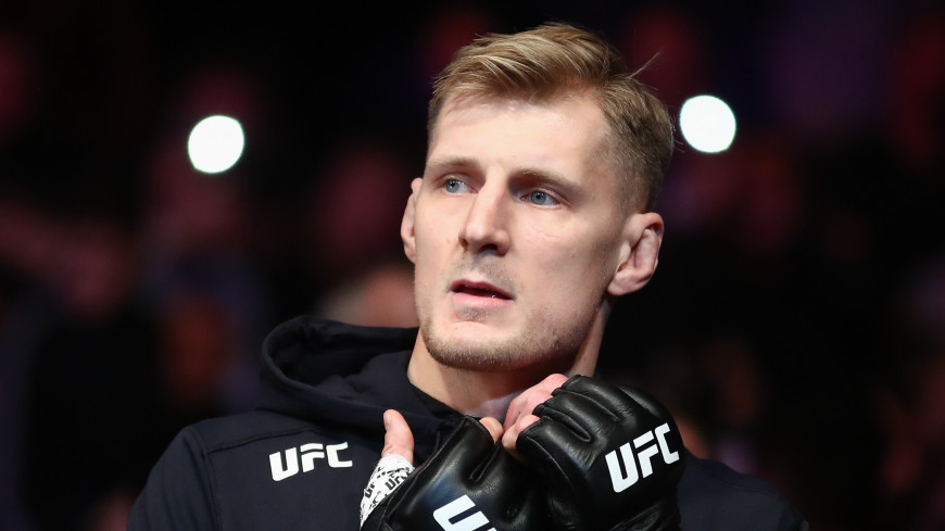 Российский боец UFC Александр Волков нанял нового тренера