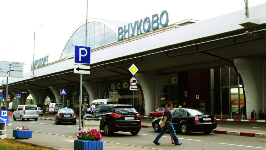 Аэропорт «Внуково» ввел режим простоя и меняет график работы сотрудников