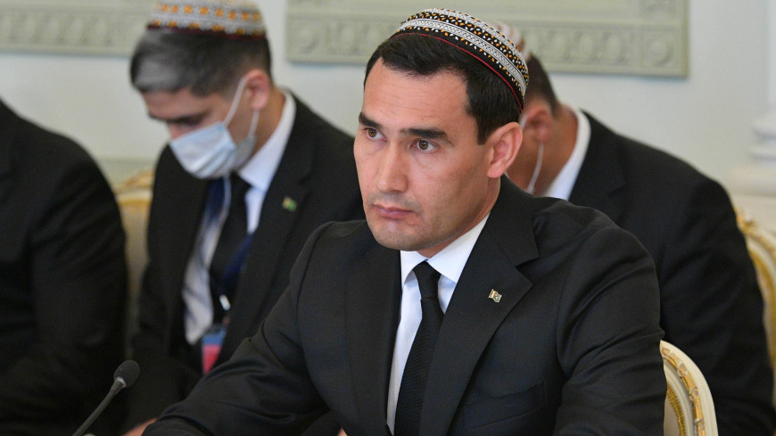 Президент Туркменистана поручил правительству создавать в стране новые рабочие места