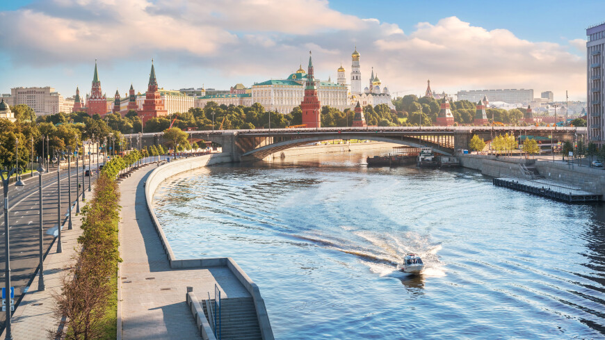 Солнечно и жарко: синоптики рассказали о погоде в Москве в четверг