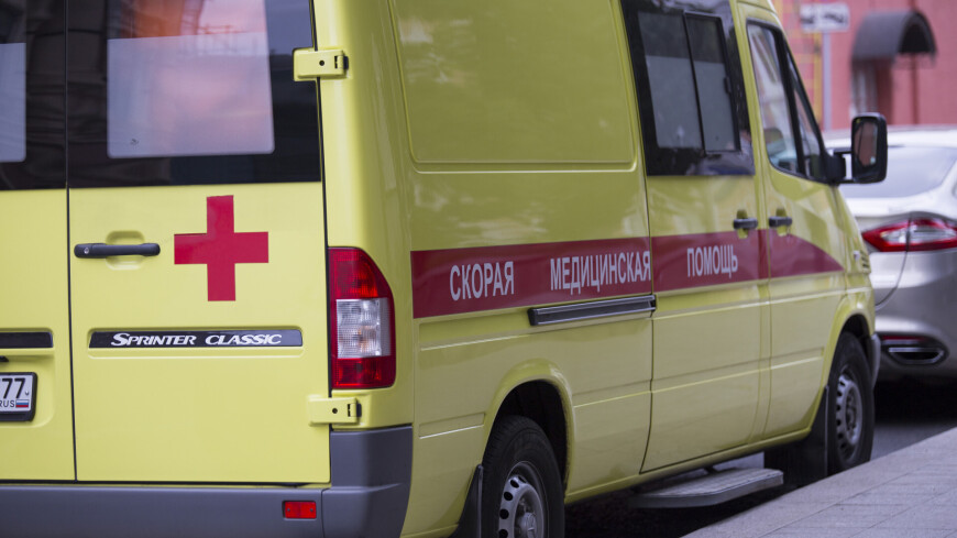 Рейсовый автобус перевернулся в Воронежской области, четыре человека пострадали