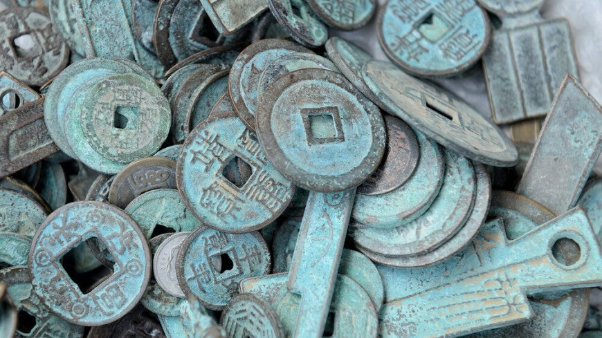 Клад из полутора тонн бронзовых монет обнаружили в Китае
