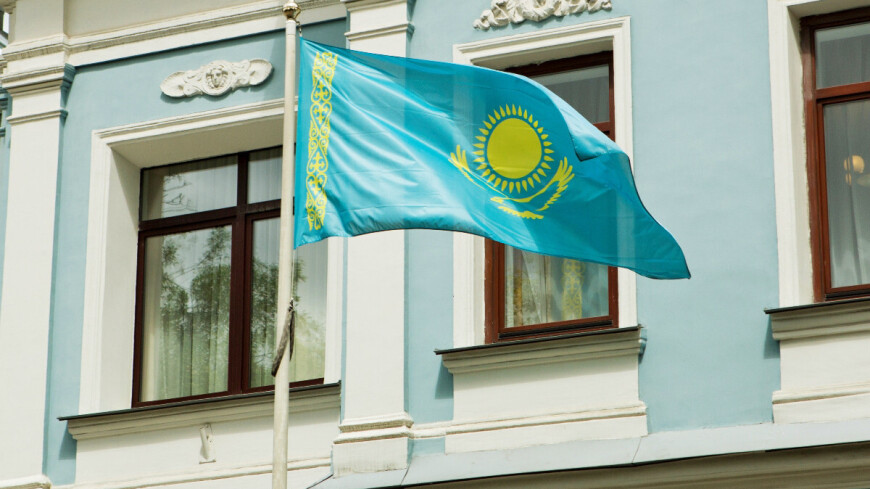 Казахстанские депутаты приняли поправки в регламент парламента