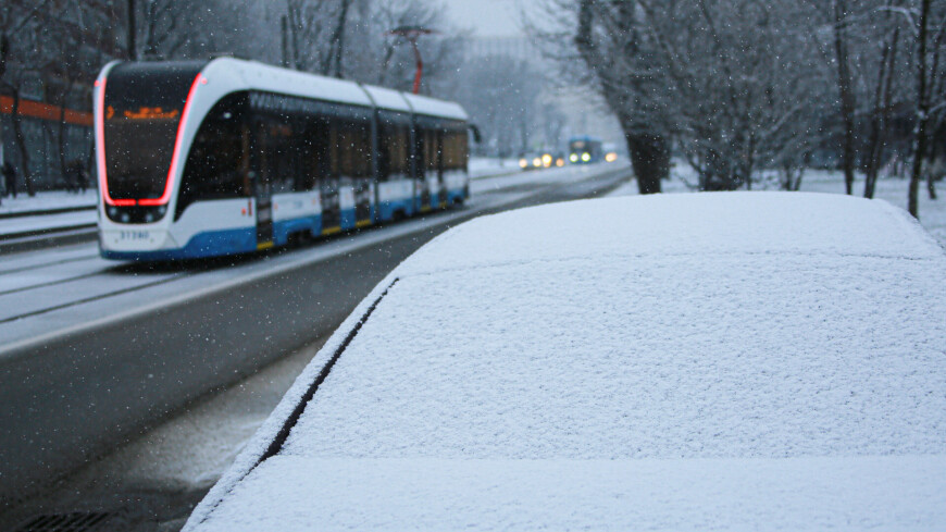 зима, погода, снег, снегопад, снежинка, холод, лед, мороз, вьюга, метель, иней, трамвай, транспорт, общественный транспорт, 