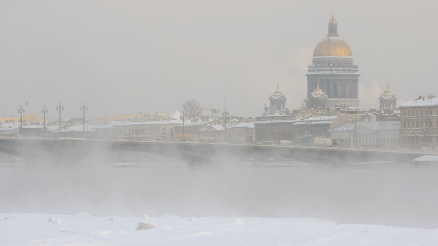 Циклон «Биргит» засыпал снегом Петербург