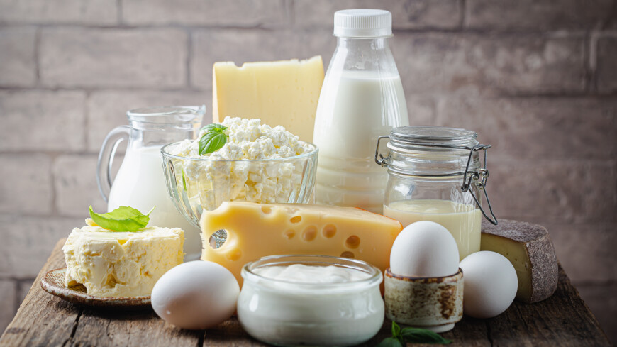 Диетолог рассказал, какие молочные продукты могут навредить здоровью