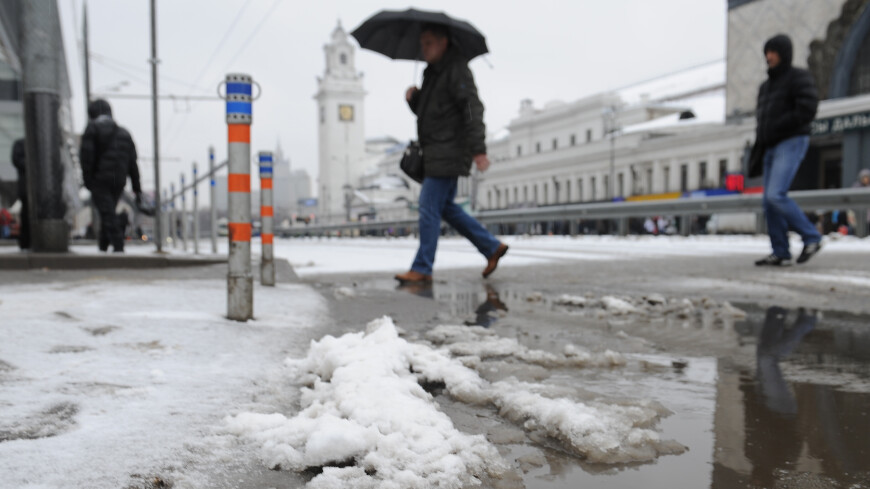 Гроза и сильнейший град накрыли Москву: онлайн-репортаж из разных районов столицы