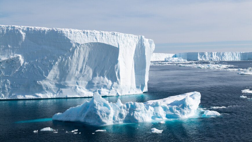 Айсберг размером с Лондон приближается к судоходным районам Атлантического океана