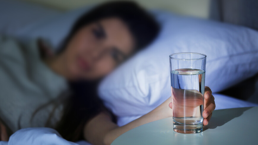 Эндокринолог перечислила напитки, которые вредно пить ночью