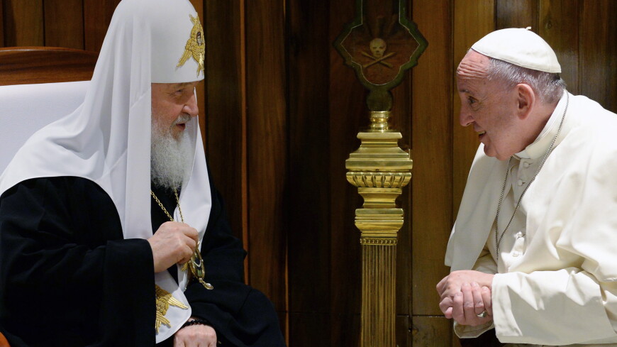 Патриарх Кирилл поздравил папу Римского с Рождеством