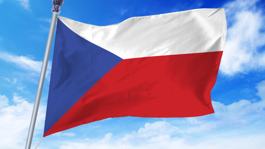 Чехия приостанавливает выдачу виз россиянам