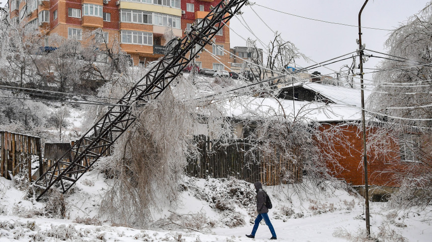 Центр Владивостока остался без света из-за аварии