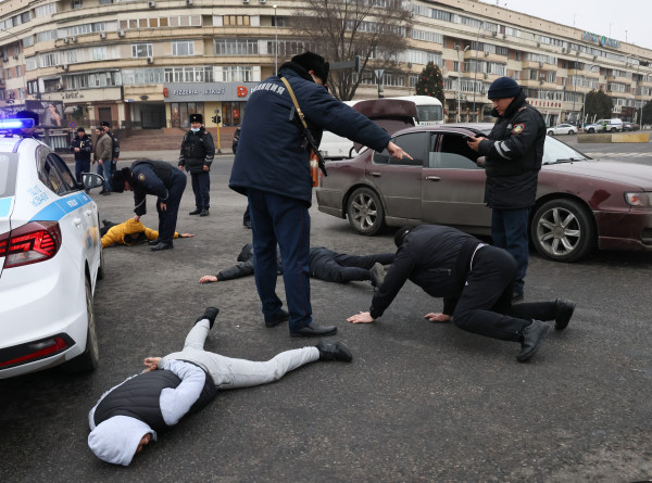 Число задержанных в Алматы участников массовых беспорядков превысило 2 700