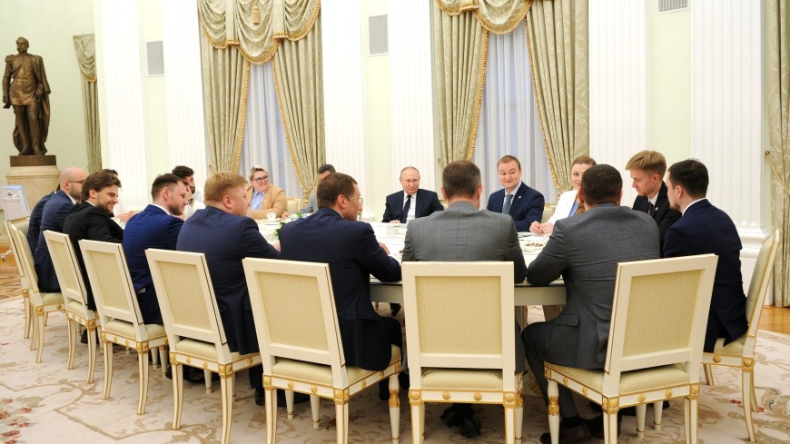 Путин: Из победителей конкурса «Лидеры России» вышли министры, губернаторы, руководители крупных компаний