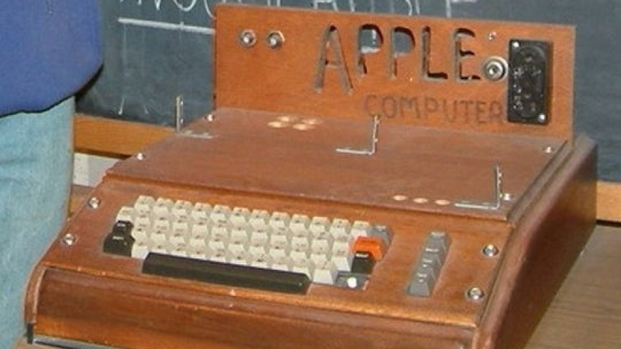 Прототип первого компьютера Apple выставили на аукцион