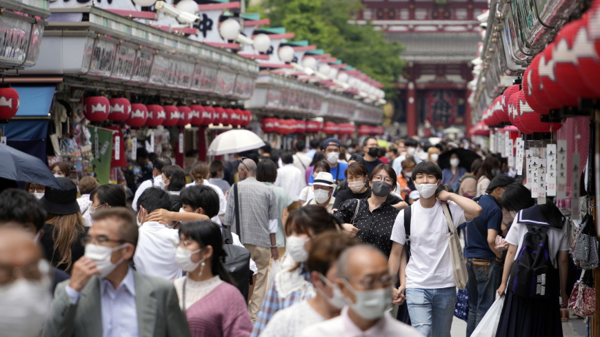 Власти Токио заявили об очередной волне коронавируса
