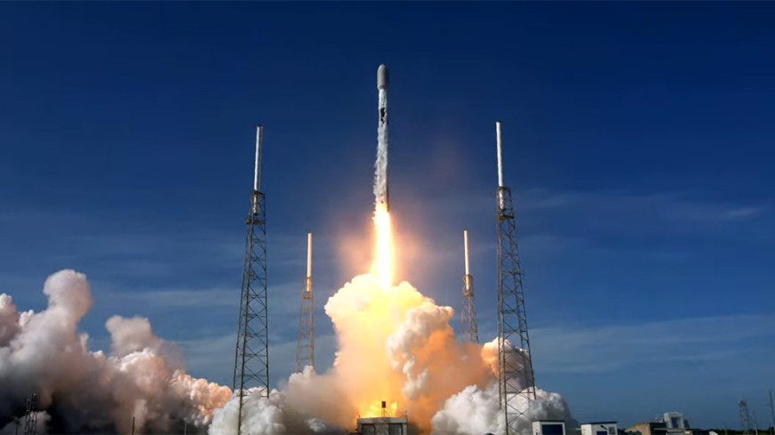SpaceX запустила ракету-носитель с 46 спутниками Starlink
