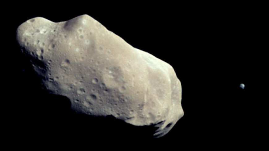 Фото: &quot;NASA&quot;:http://www.nasa.gov/, астероид, космос