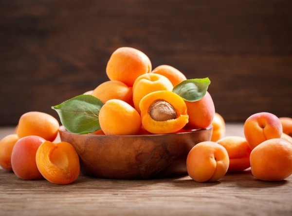 Сколько стоит килограмм абрикосов в СНГ и Грузии?