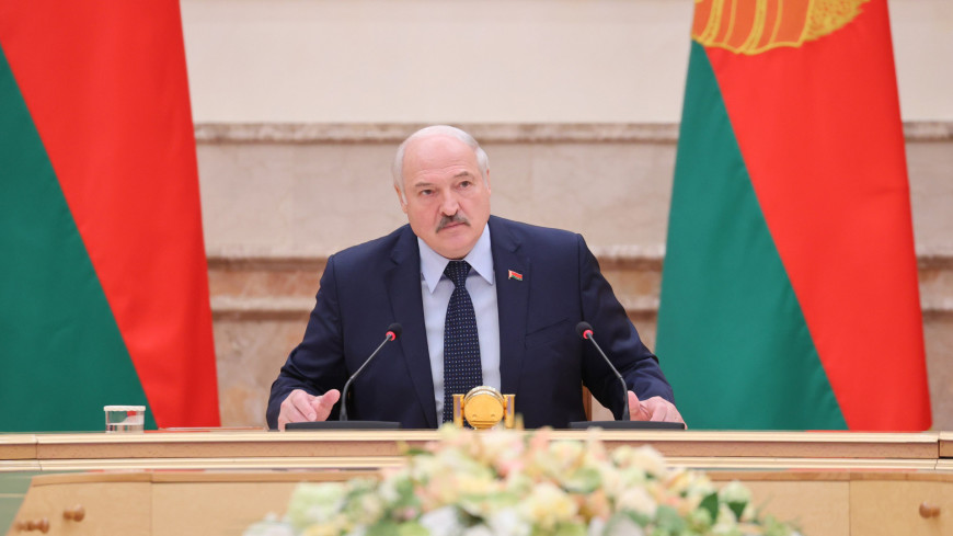 Лукашенко потребовал от белорусских чиновников быть ближе к народу