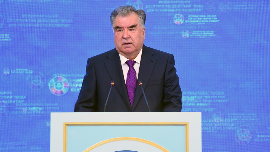 Эмомали Рахмон: Таджикистан терпит ущерб на сотни миллионов долларов от глобального потепления