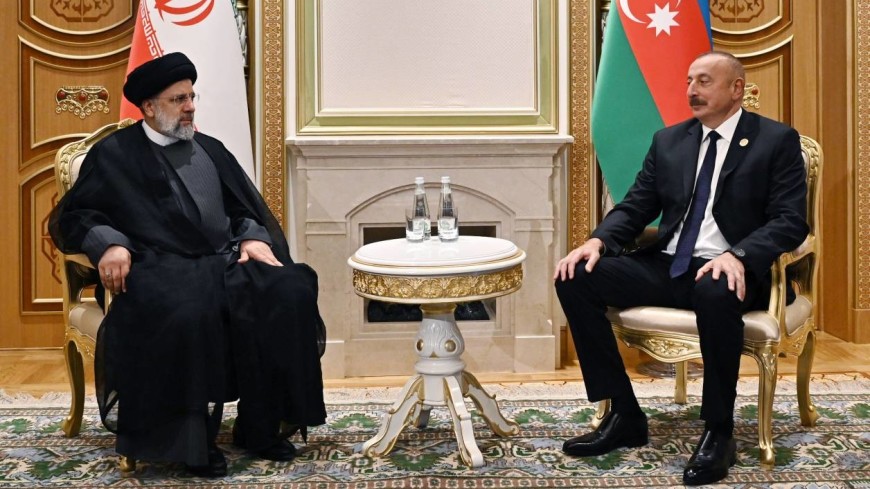 Раиси и Алиев провели переговоры на полях Каспийского саммита в Туркменистане