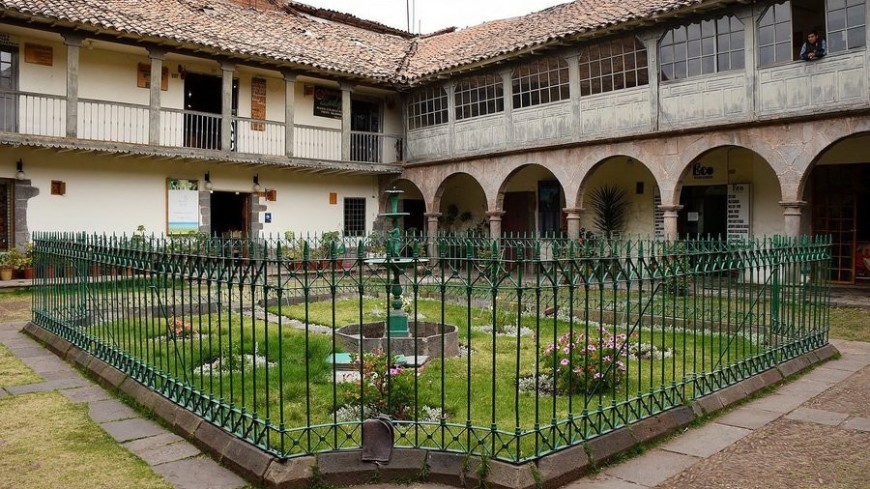 Захоронение эпохи инков нашли под жилым домом в Лиме