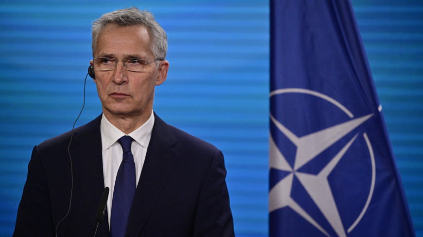 СМИ: Генсек НАТО Столтенберг останется на своем посту еще на год