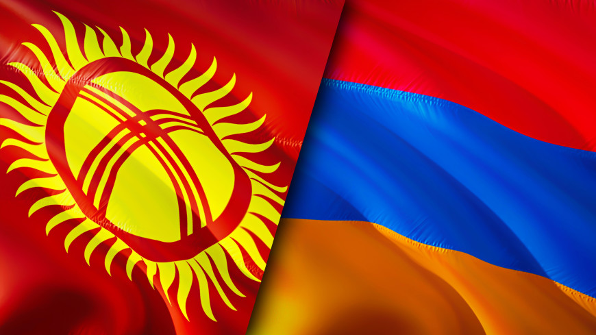 Президент Кыргызстана поздравил Ваагна Хачатряна с избранием на пост президента Армении