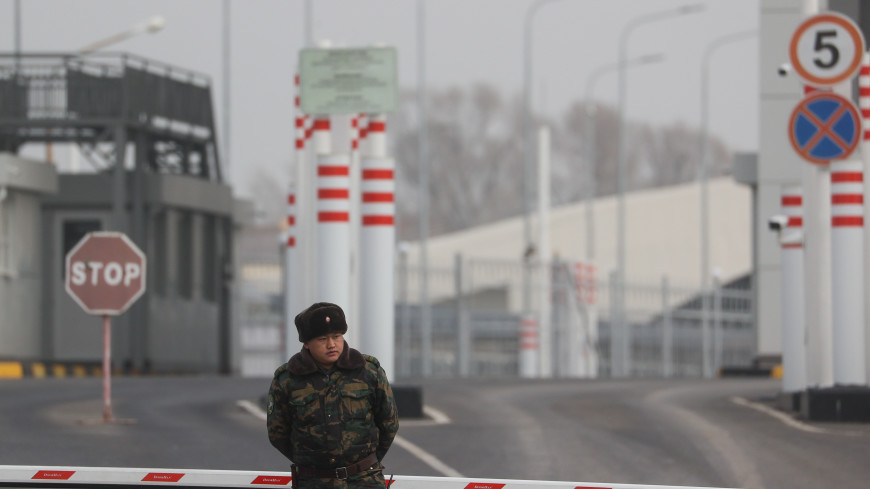 Россия снимает ограничения на перемещение через границу с Казахстаном и Монголией