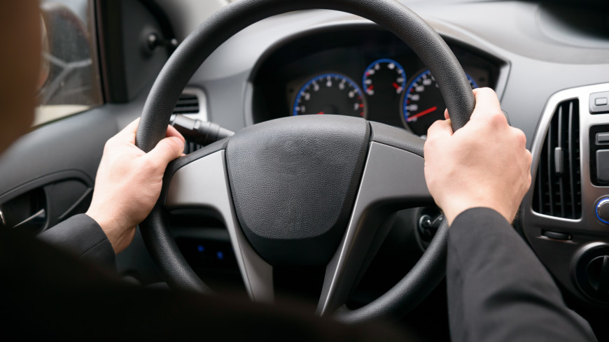При каких симптомах водителю не стоит садиться за руль?