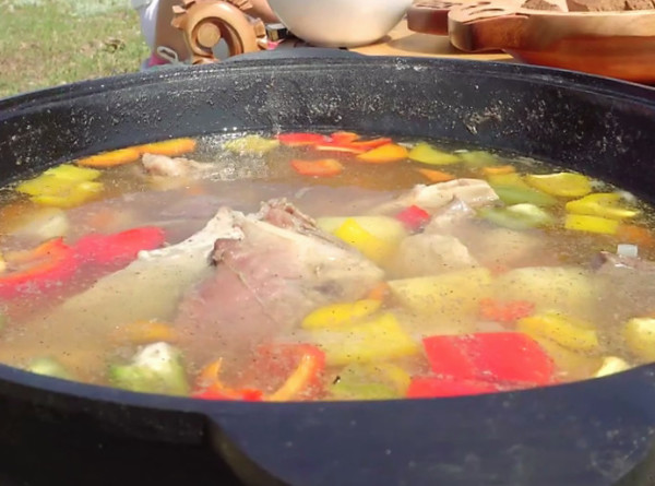 Главный суп кочевников: как приготовить сорпу по-казахски из баранины?