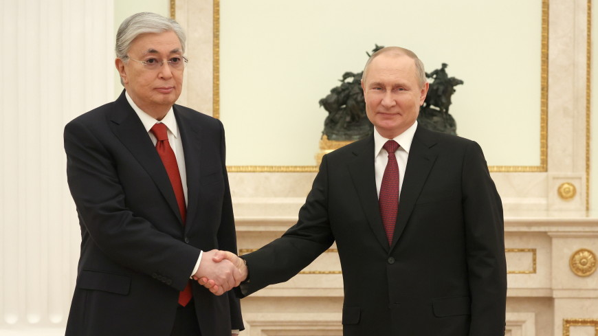 Путин и Токаев обсудили вопросы торгово-экономического сотрудничества