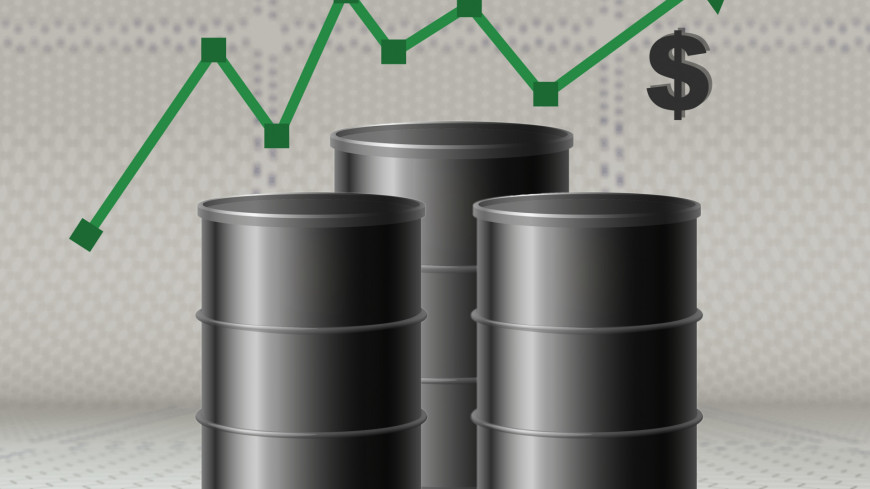 Нефть Brent поднялась выше 123 долларов за баррель впервые с 24 марта