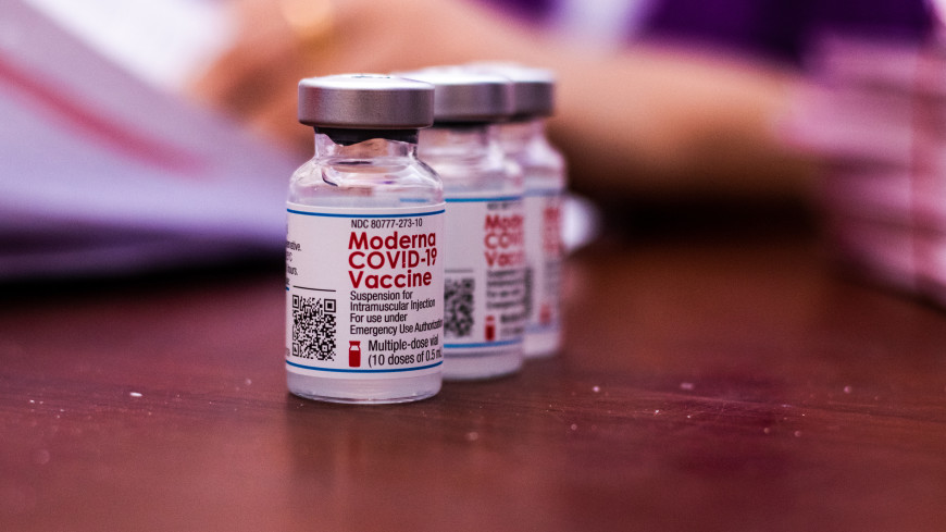 Почти 50 тысяч доз вакцины от COVID-19 Moderna утилизировано в Литве