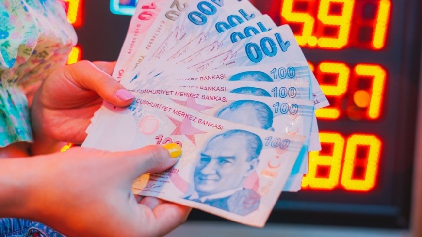 Аналитики рассказали об интересе россиян к неосновным валютам