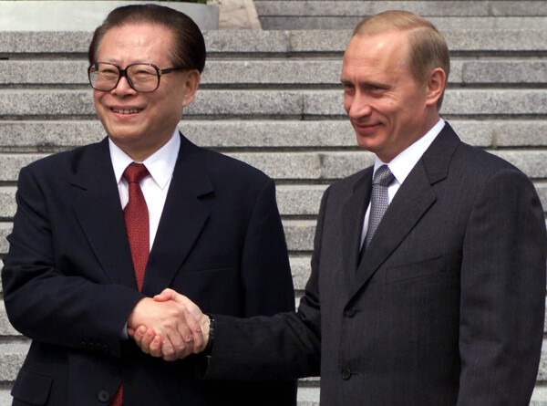 Обожал Толстого и «Катюшу»: как экс-глава КНР Цзян Цзэминь подружил Россию с Китаем?