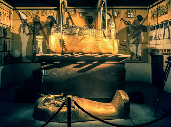Как нашли гробницу Тутанхамона и какие тайны она скрывает до сих пор?