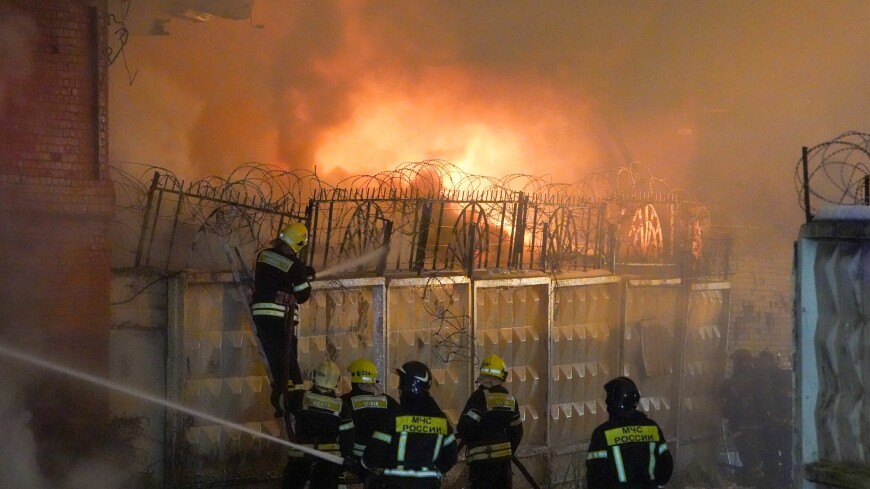 Владельца цветочной компании, чей склад сгорел в Москве, поместили под домашний арест